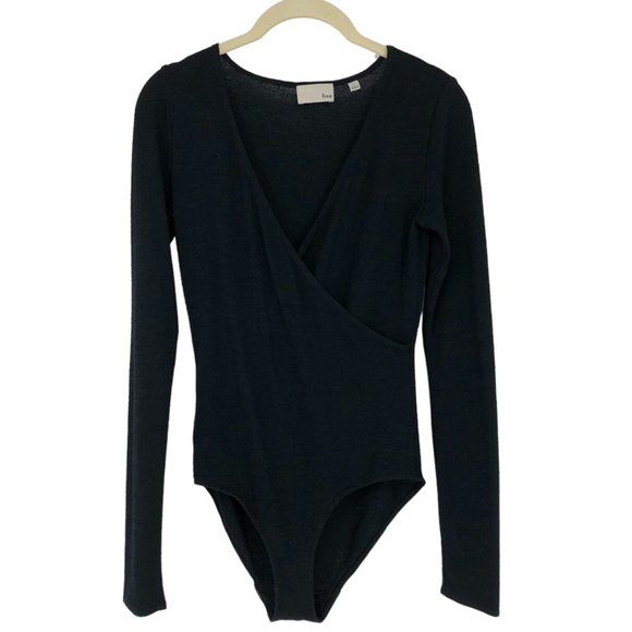 Wilfred Free Aritzia Black Hari Longsleeve Surplice Neck Wrap style Bodysuit S - Picture 16 of 16